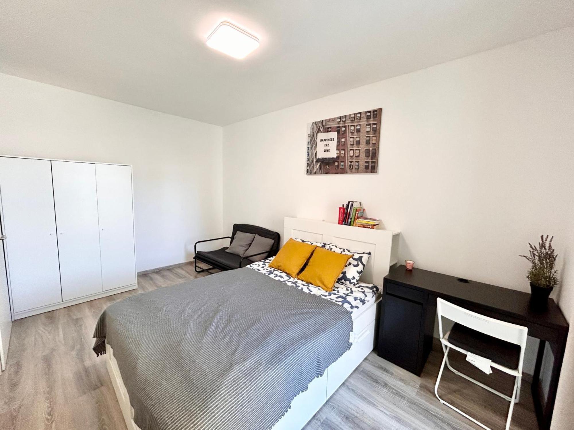 New 2022 Family&Friends Downtown Ac 3Br 2Ba Free Parking Big Balcony Near Metro&Train Station Self Check-In Apt بودابست المظهر الخارجي الصورة